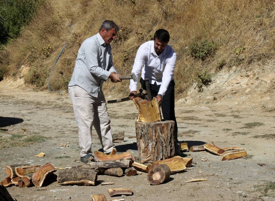 Terörün susturduğu köy, arılarla tekrar hayat buldu 14